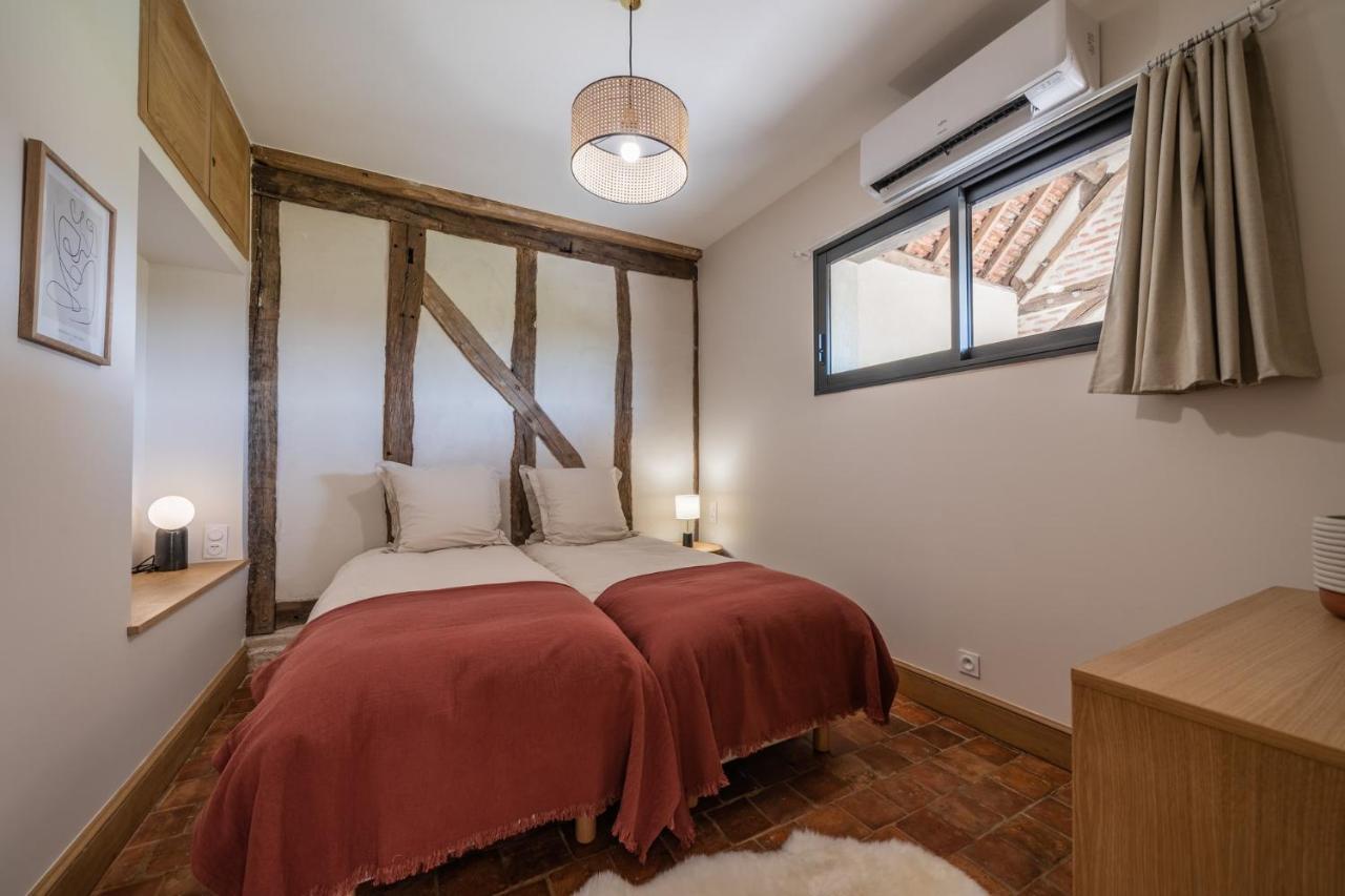 La Grange De Leonie, Chambres D'Hotes Avec Piscine Et Spa Mery-sur-Cher Exterior foto