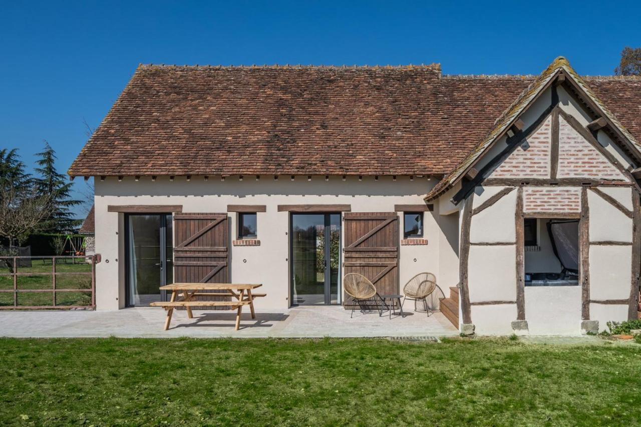 La Grange De Leonie, Chambres D'Hotes Avec Piscine Et Spa Mery-sur-Cher Exterior foto